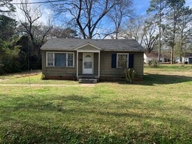 Building Photo - 375 Columbus St