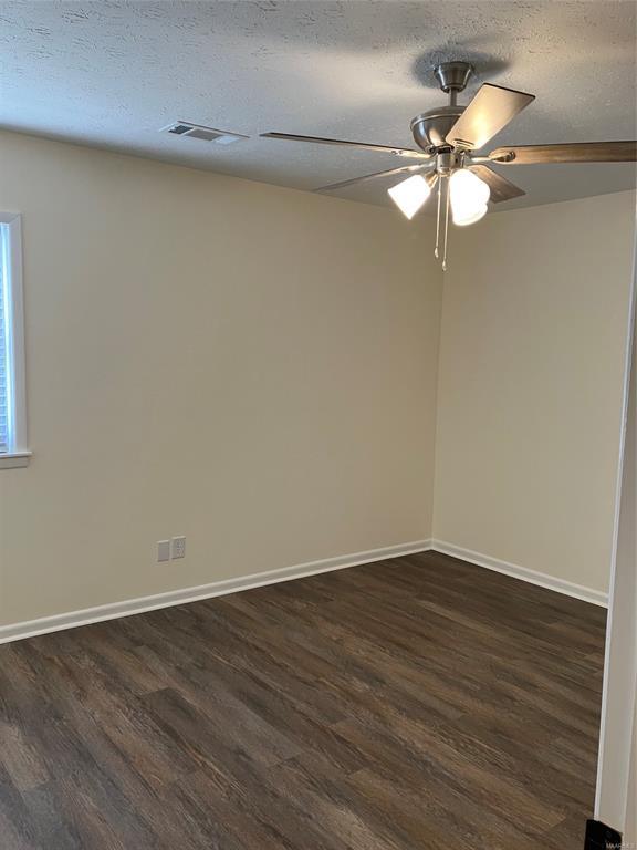 Building Photo - 5421 Shady Dr