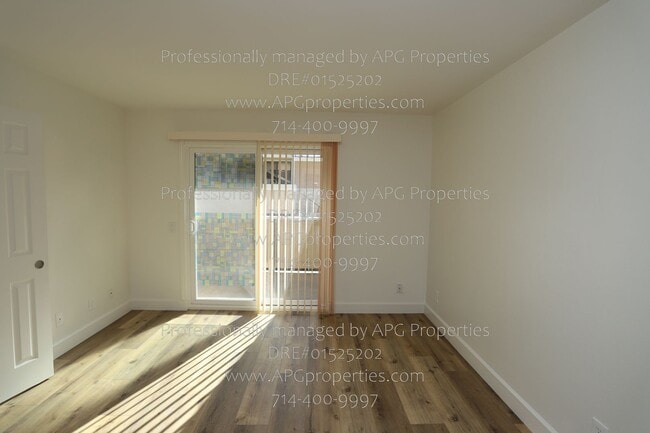 Building Photo - 7704 Elmdale Way