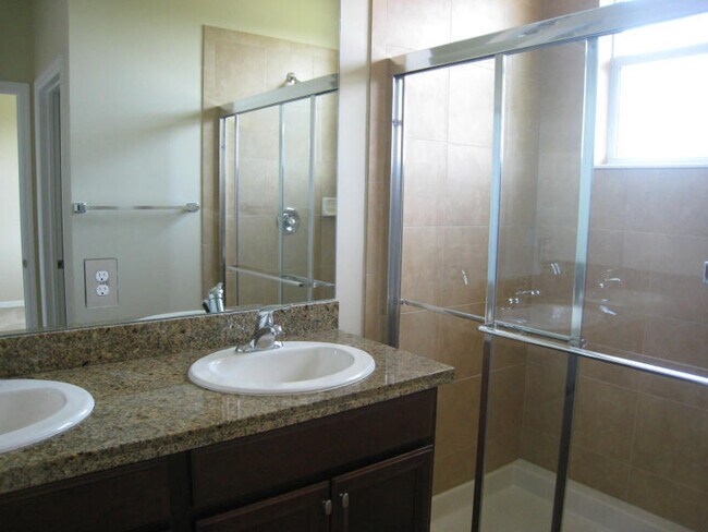 Building Photo - 138 Monterey Bay Dr