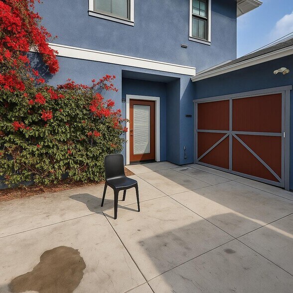 Primary Photo - 1336 W 22nd St