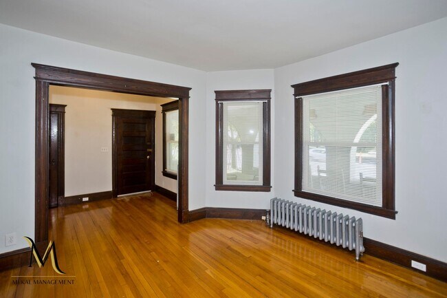 Building Photo - 286 Sumner Ave