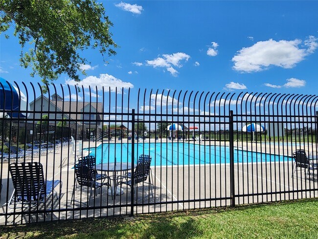 Building Photo - 1843 Garnet Breeze Dr