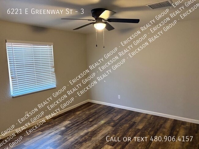 Building Photo - 6221 E Greenway St