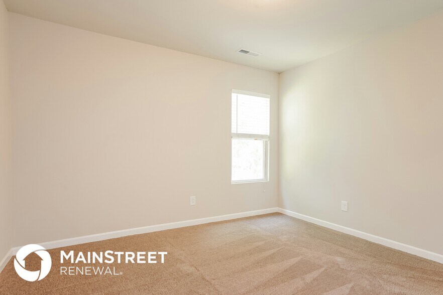 Building Photo - 294 Farrington Dr
