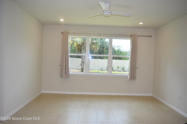 Building Photo - 5039 Sunnytime St