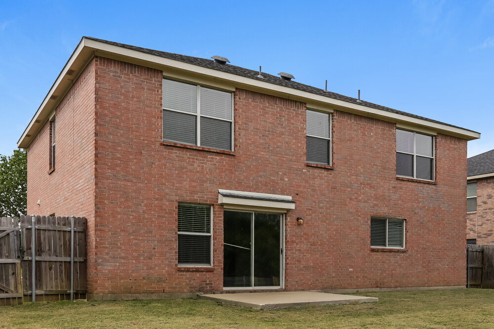Building Photo - 907 Blue Sky Dr