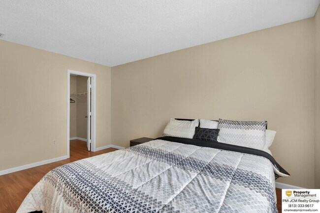 Building Photo - Cozy Kissimmee Townhouse