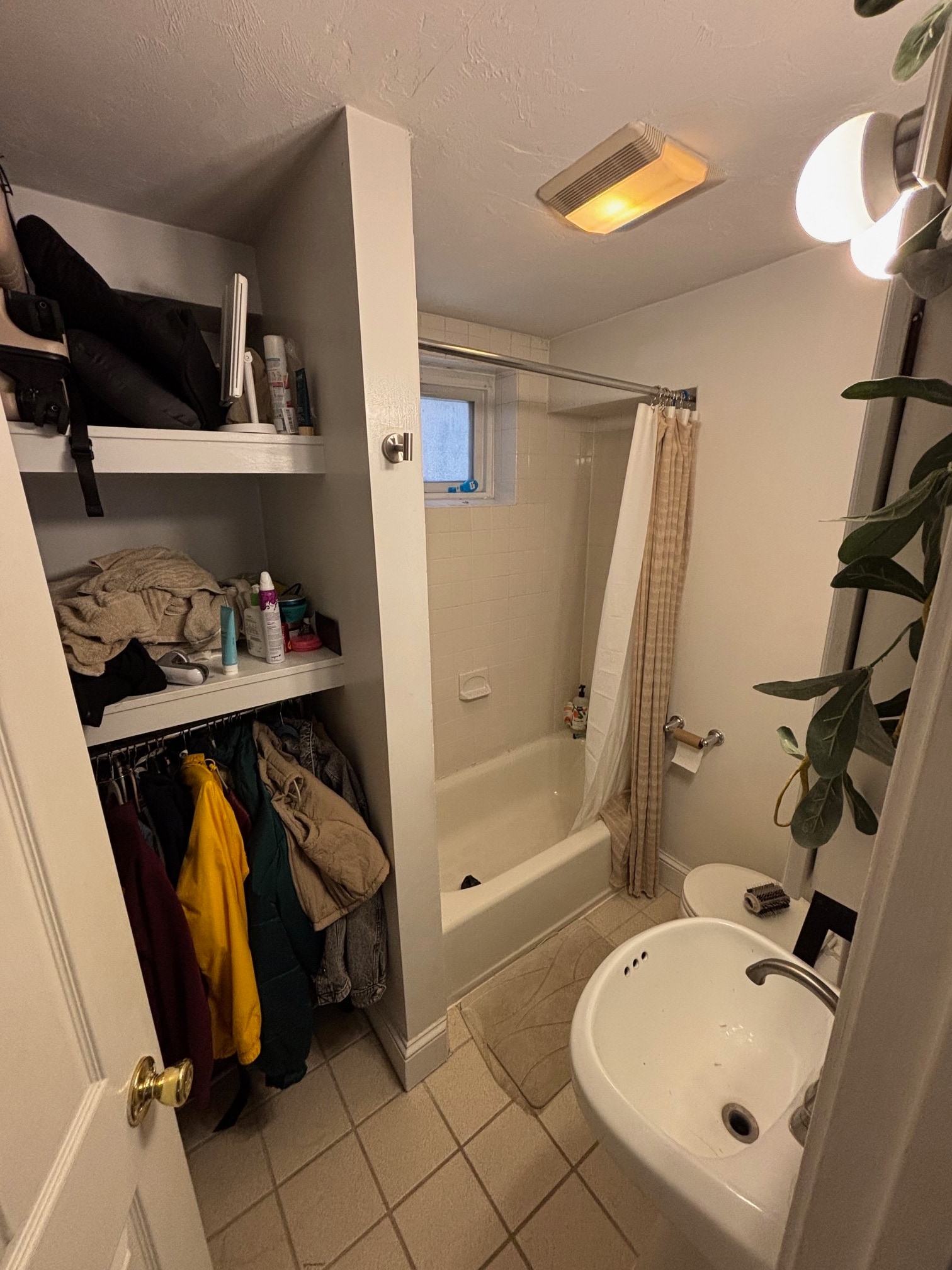 Building Photo - 19 Irving St