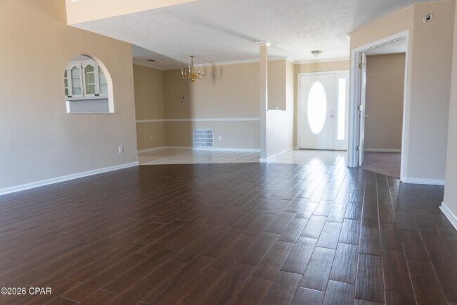 Building Photo - 166 Byrd Dr