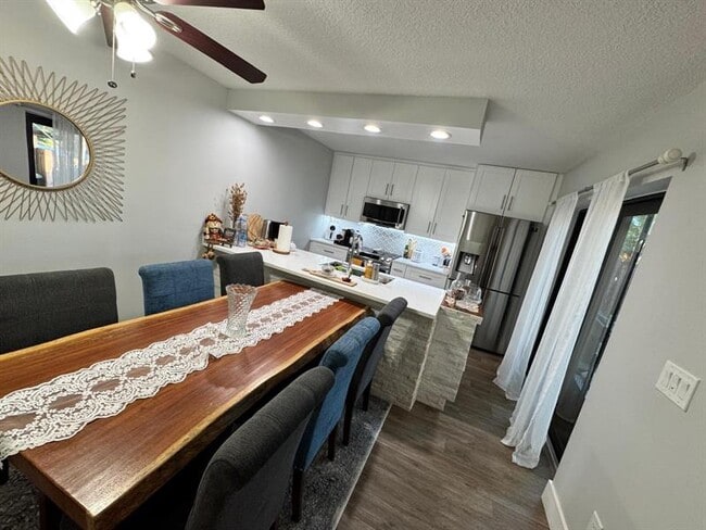 Building Photo - 8535 Boca Rio Dr