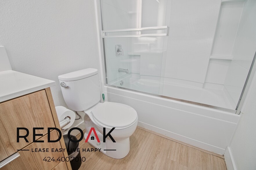 Building Photo - 7810 Topanga Canyon Blvd