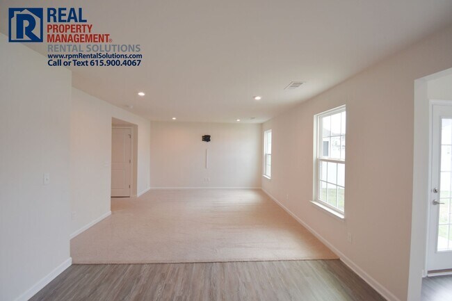 Building Photo - Gorgeous home in Three Rivers Community! N...