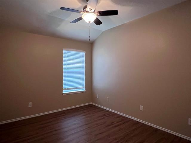 Building Photo - 1065 Warbler Ln