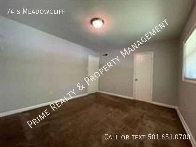 Building Photo - 74 s Meadowcliff-