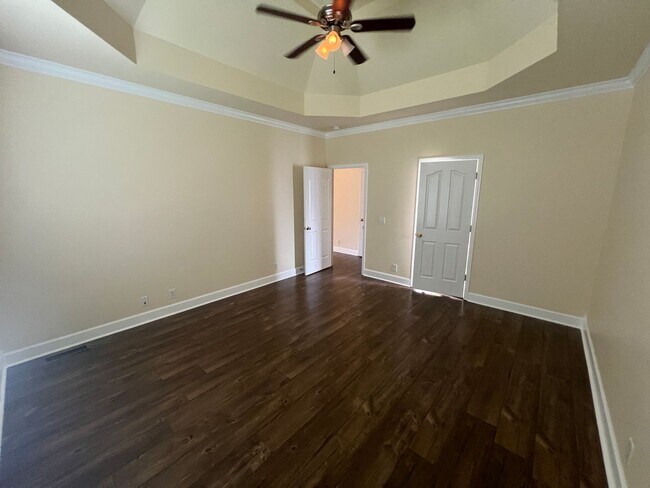 Building Photo - 2627 Isaiah Dr