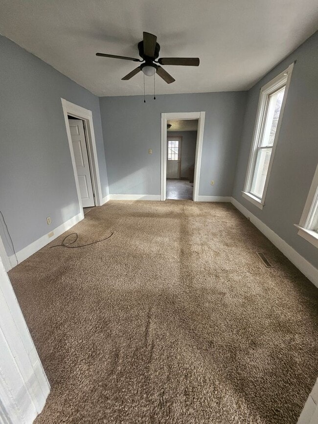 Building Photo - Four bedroom single family home Lower East Side