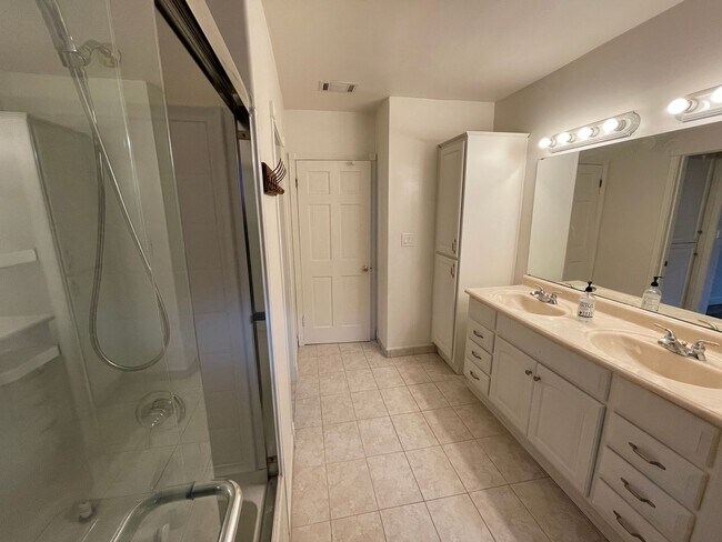 Building Photo - Tranquil Home in the Hills of Rancho Palos Verdes Overlooking the Los Angeles Harbor