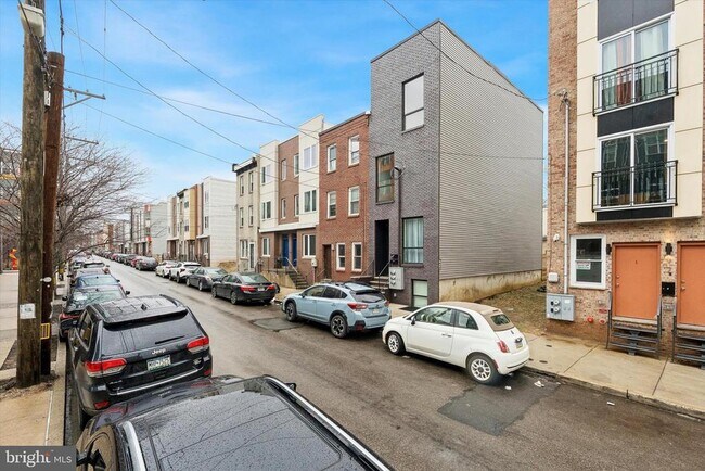 Building Photo - 1911 N 9th St