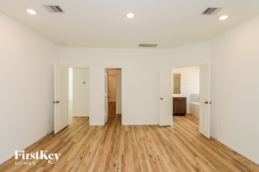 Building Photo - 22092 Juniper Crossing Dr