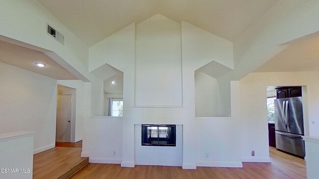 Building Photo - 3012 Wauneta St