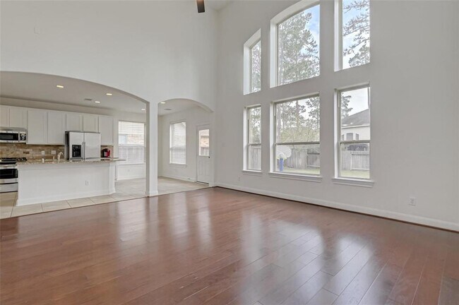 Building Photo - 71 N Rocky Point Cir