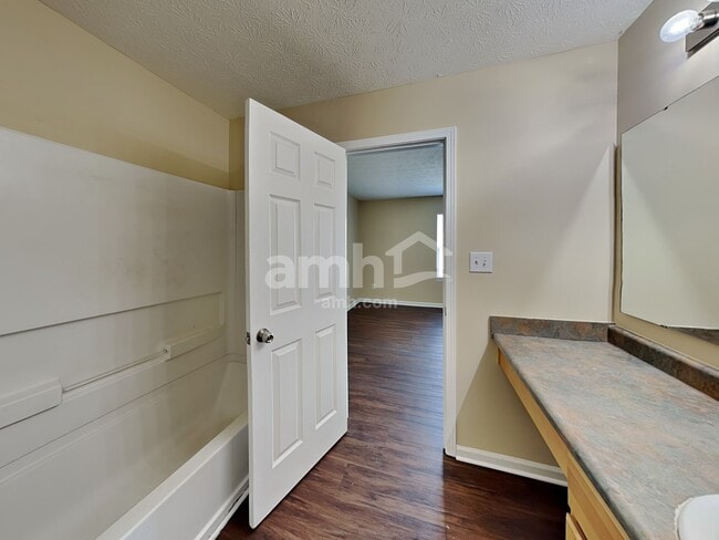 Building Photo - 11527 Tahoe Way