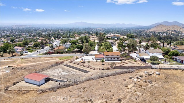 Building Photo - 10703 Valley Dr