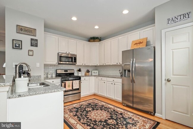 Building Photo - 5316 Waldo Dr