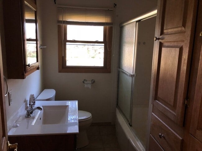 Building Photo - Affordable Colona Home With 2-Car Garage and Spacious Yard!