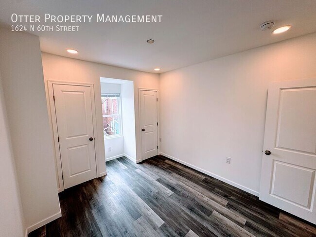 Building Photo - 1624 N 60th St