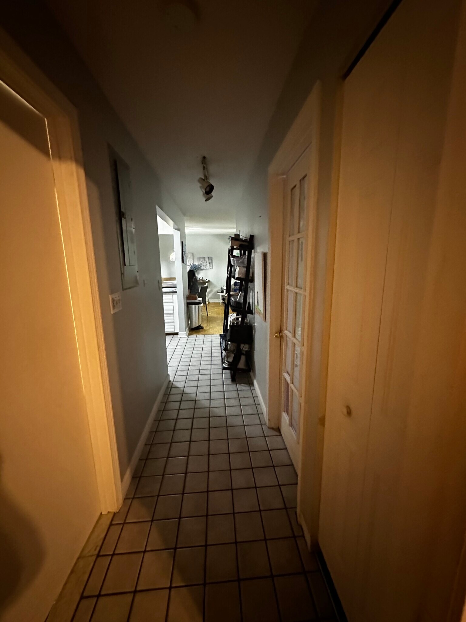 Building Photo - 800 Bearses Way