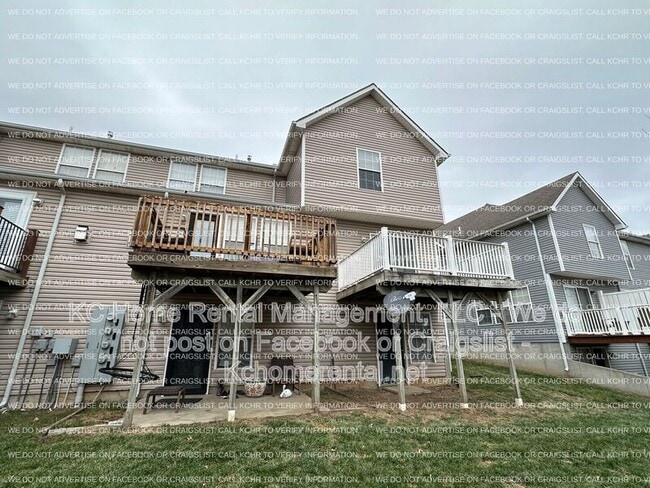 Building Photo - 8657 NE 97th St