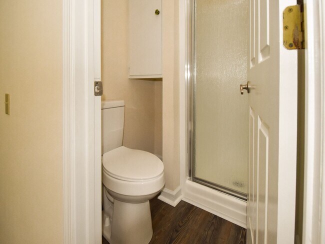 Building Photo - 707 S Marshall St