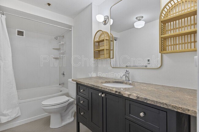 Building Photo - 444 17th St
