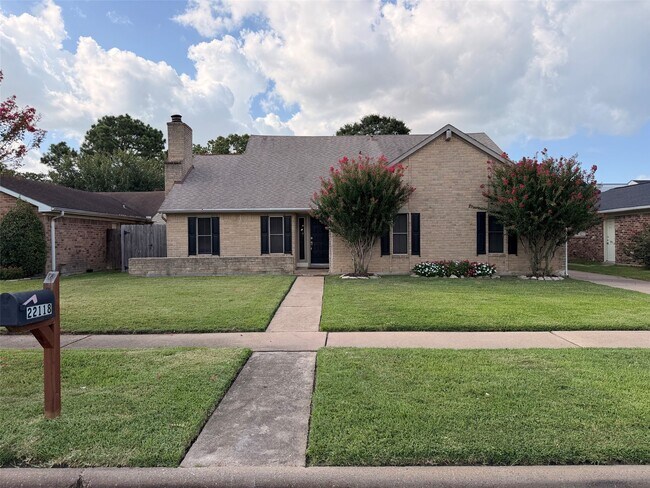 Building Photo - 22118 Fincastle Dr