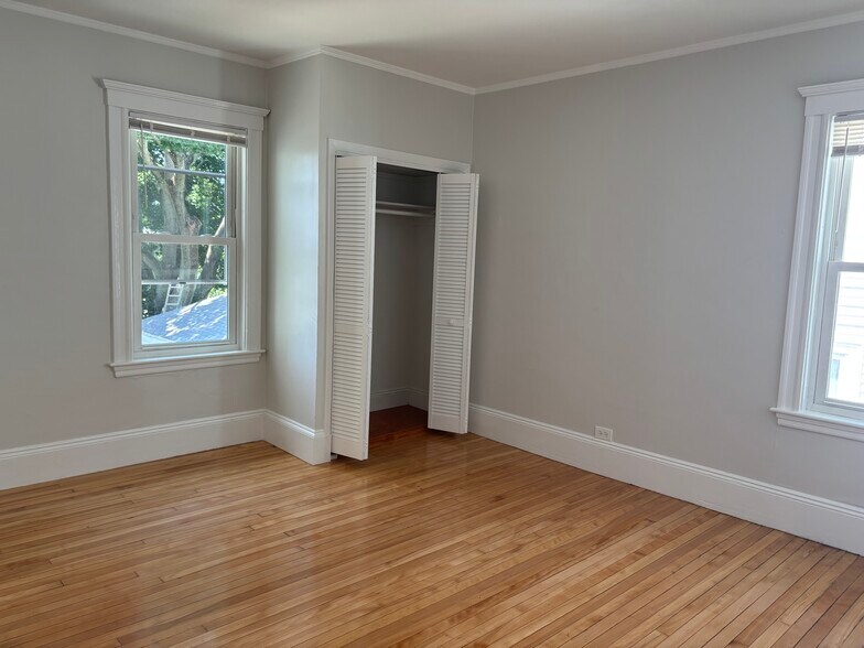 Building Photo - 32 Matchett St