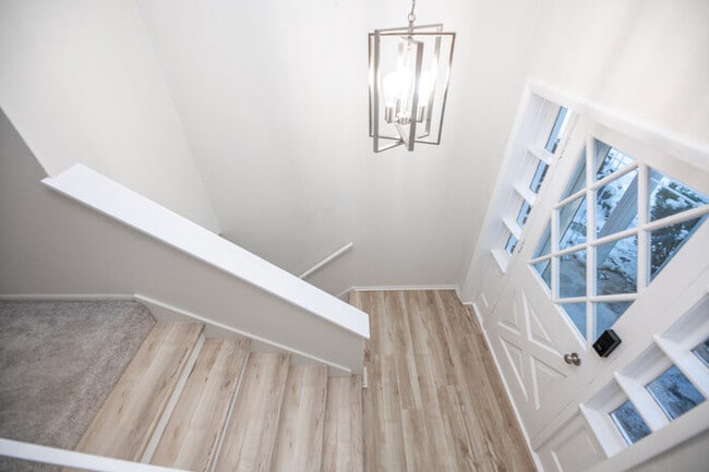 Building Photo - Home in Far North Peoria