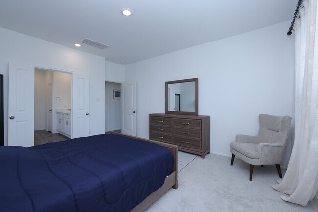 Building Photo - 12332 Derby Royal Dr