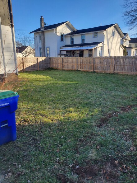 Building Photo - 314 West Ave