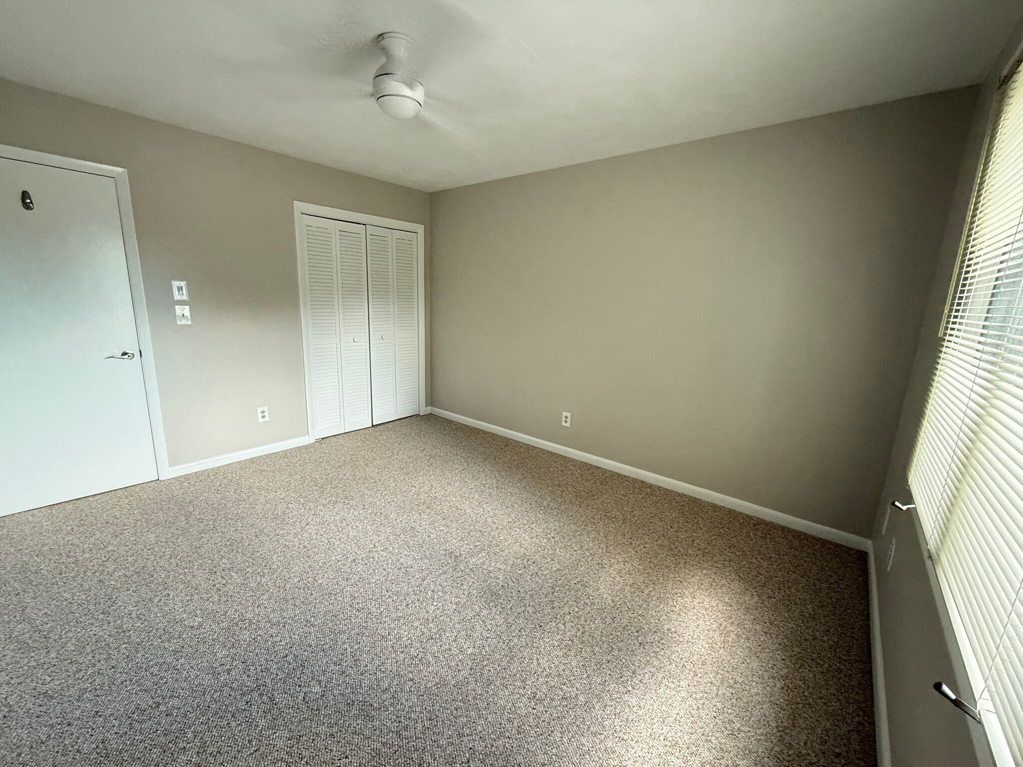 Building Photo - 3426 Londonderry Ct