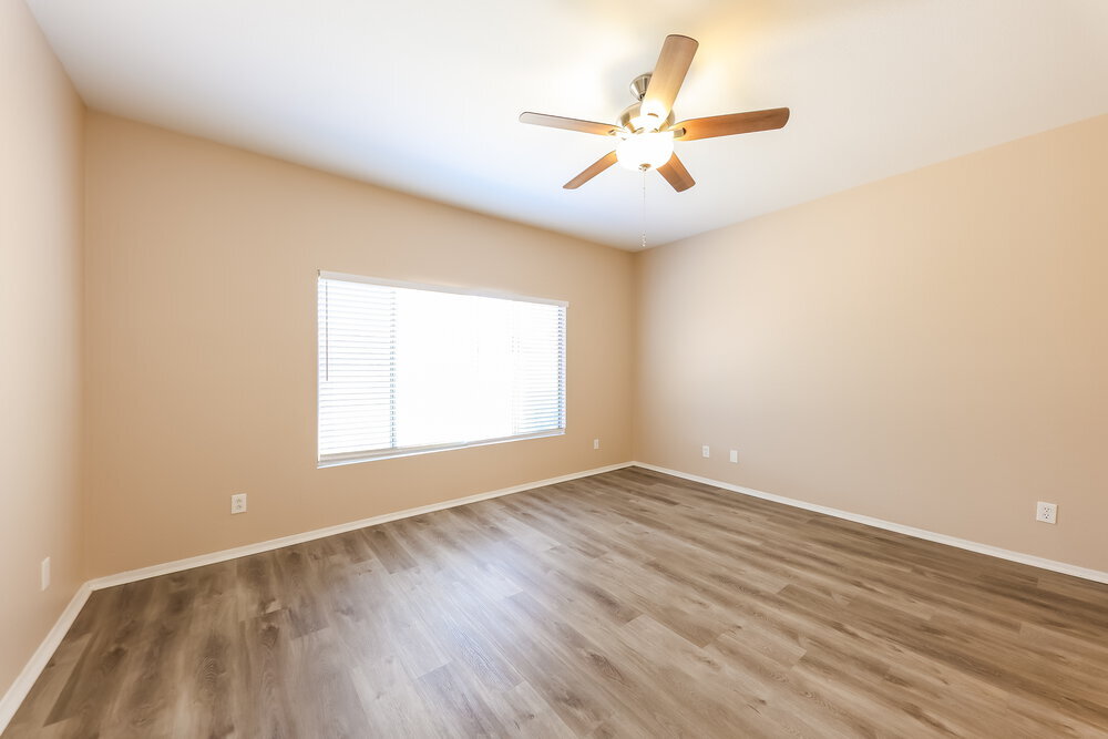 Building Photo - 14815 W Dovestar Dr