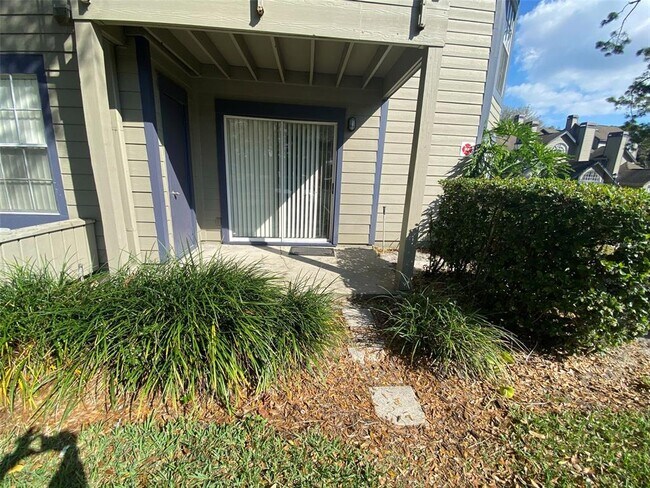 Building Photo - 962 Newcastle Cir