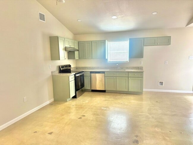 Building Photo - 4508 Chamberlain