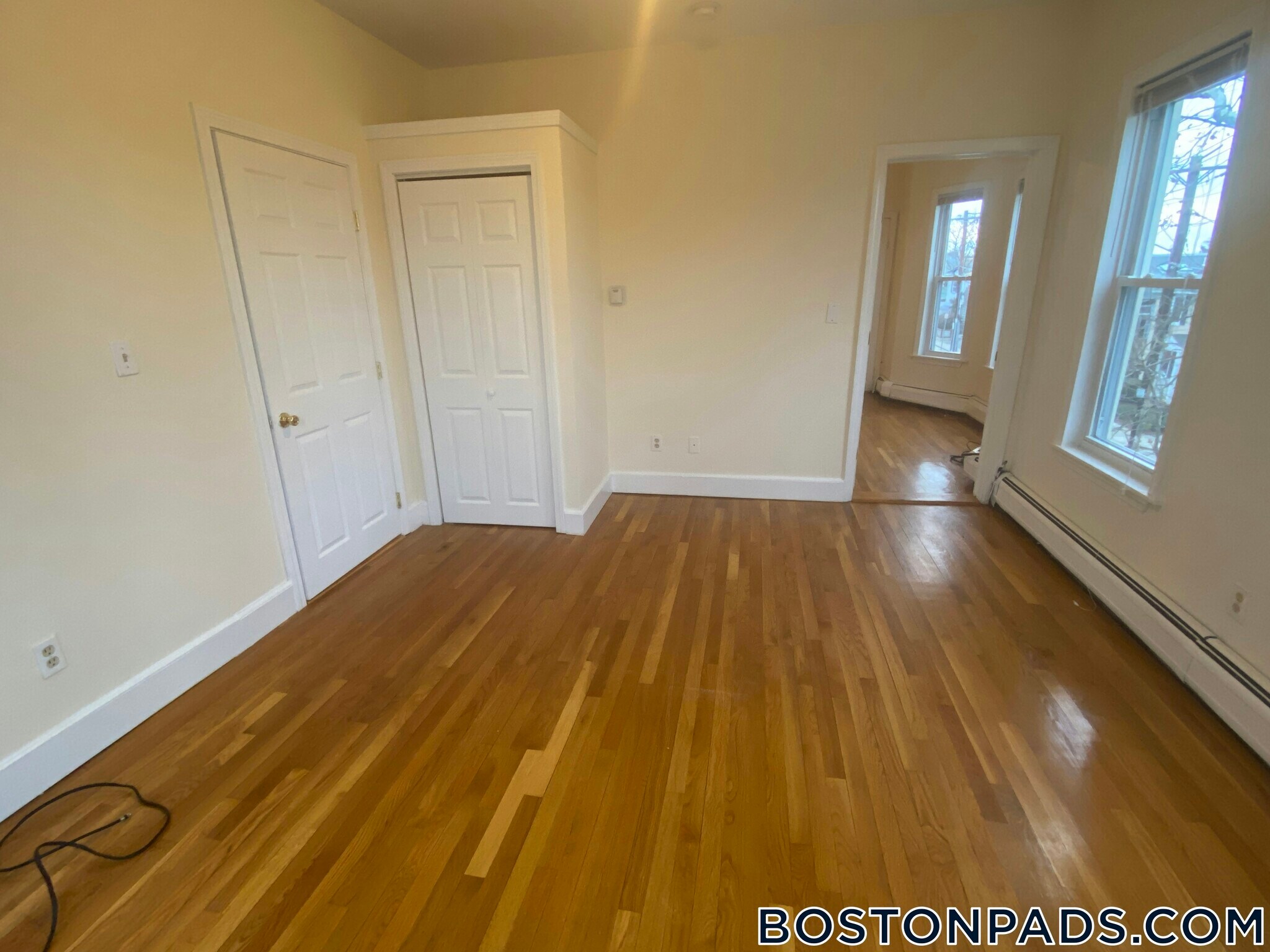 Building Photo - 38 Bond St