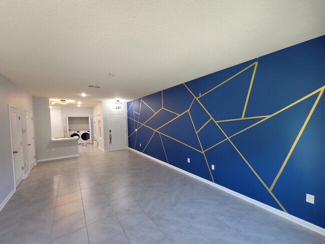 Building Photo - 7635 Legacy Trl