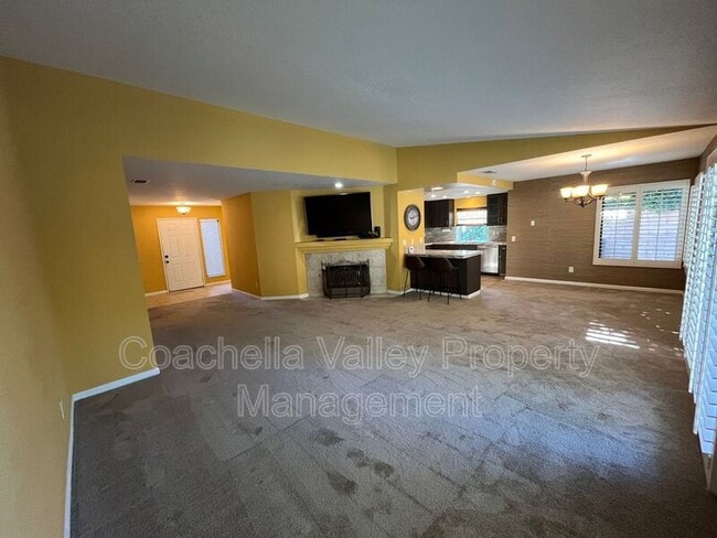 Building Photo - 39095 Sweetwater Dr