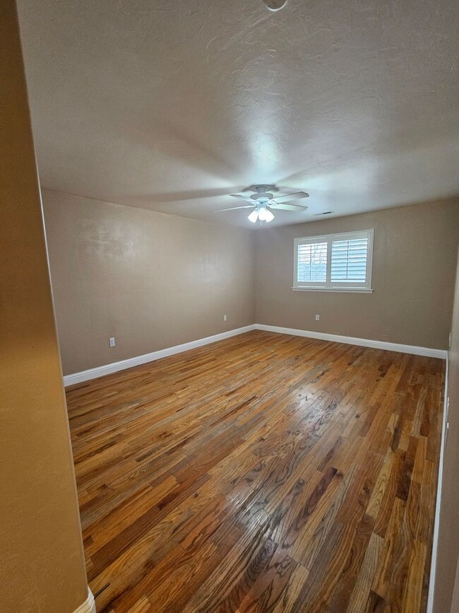 Building Photo - Ready now this 4 Bedroom Home with 3 Car G...