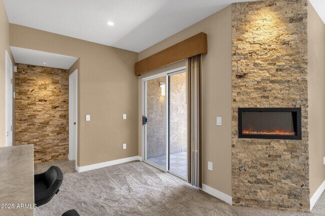 Building Photo - 13700 N Fountain Hills Blvd