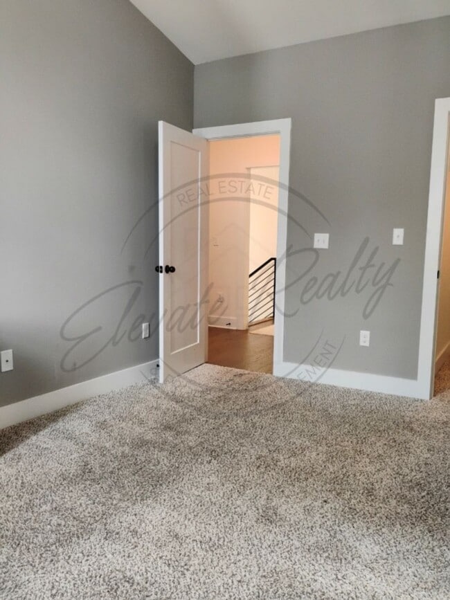 Building Photo - ON SPECIAL! THIS PROPERTY HAS 1/2 OFF THE ...